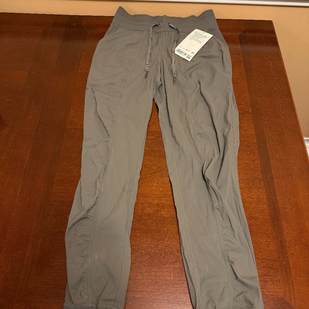Lululemon Dance Studio Jogger (Size 4) Grey Sage NWT